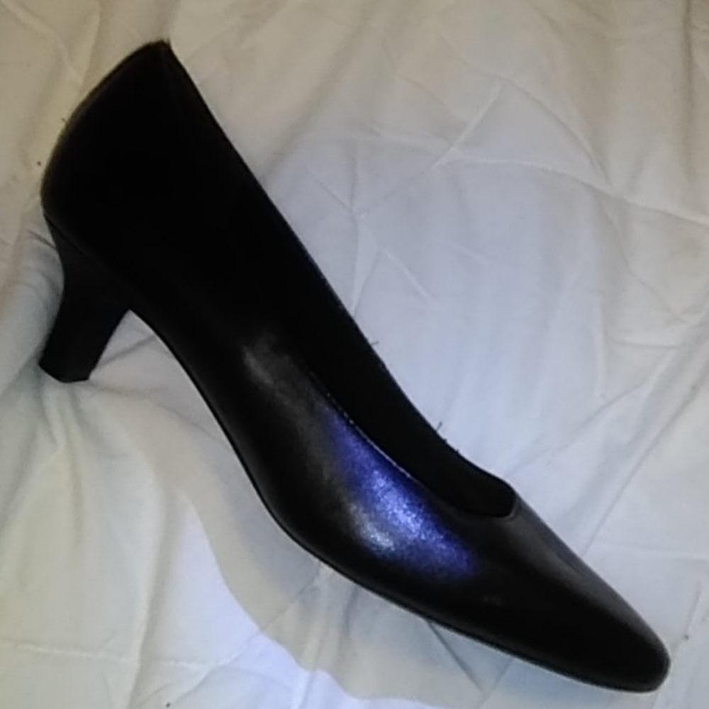 Women's "Rockport" size8